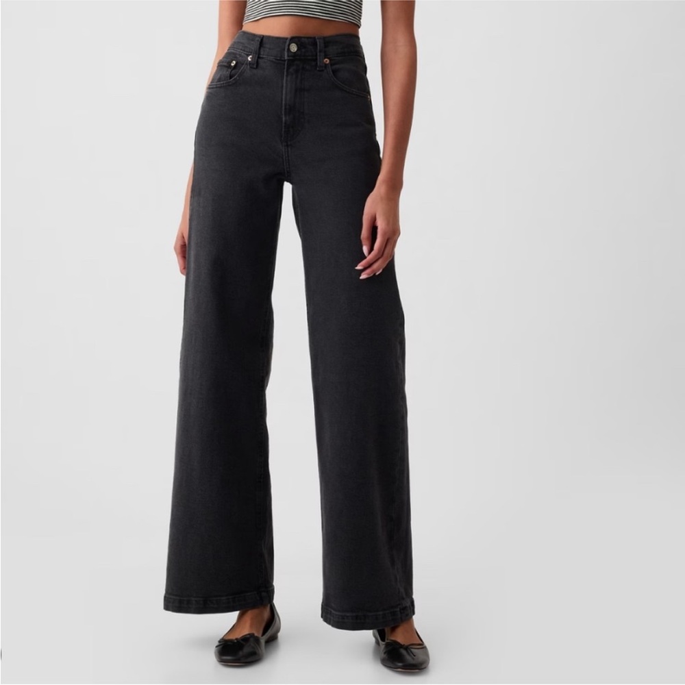 GAP High Rise Stride Jeans - Picture 2 of 10
